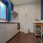 5 Bedroom Stunning In Hébergement de vacances