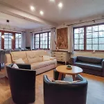 5 Bedroom Stunning In Rochehaut