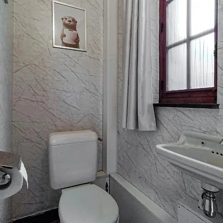 5 Bedroom Stunning In Holiday home